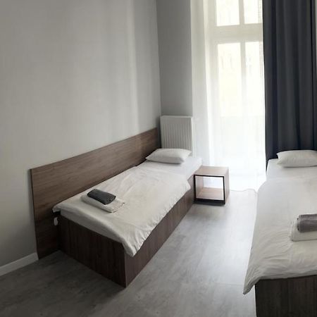 Noclegi Comfort - Self Check-In 24H Świdnica Exteriör bild