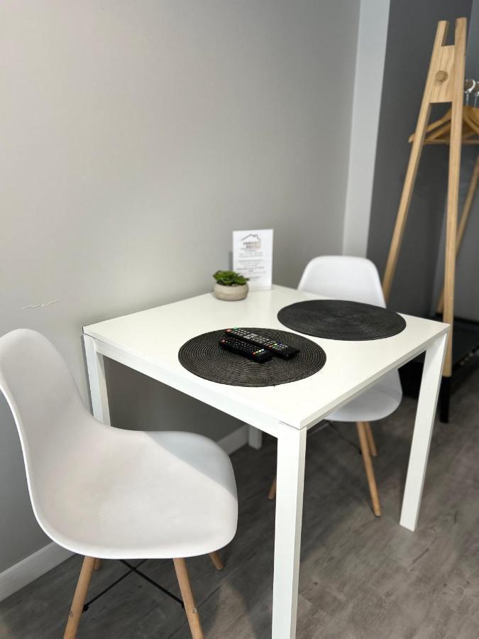 Noclegi Comfort - Self Check-In 24H Świdnica Exteriör bild